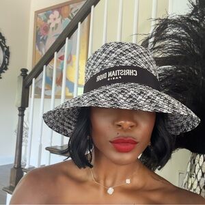 Dior Monochrome Houndstooth Hat Size 57